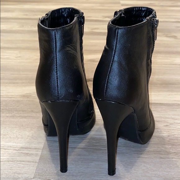 Booties - Picture 4 of 5